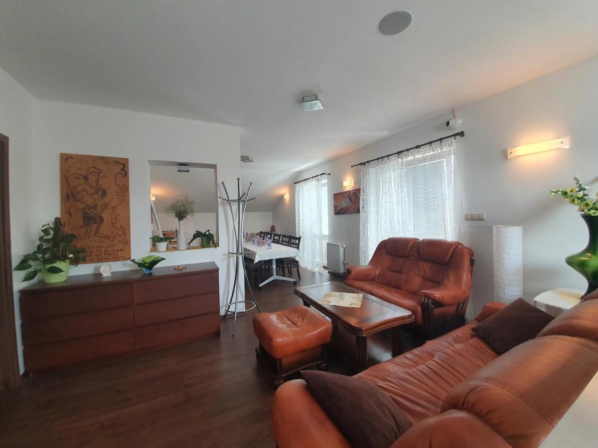 Agropenzion 7Divov Dolna Krupa Экстерьер фото
